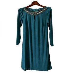 Laundry long sleeve shift dress. Green w/ beaded neckline. Lined. Size 4.